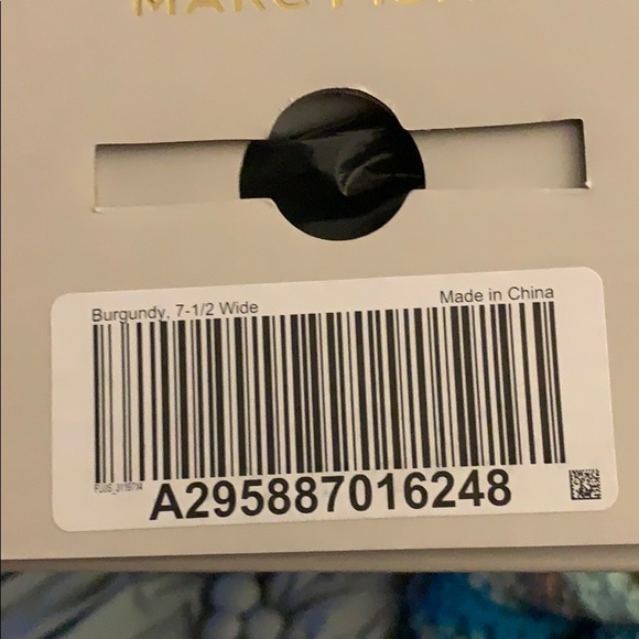 NIB Burgundy wine / Dark red suede knee high boots - Picture 11 of 11